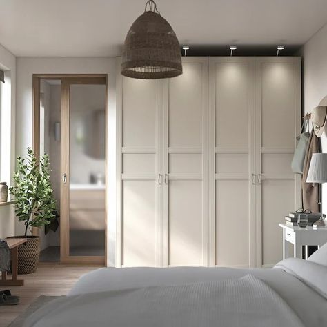 Ikea Pax Closet Design, Ikea Pax Flisberget Light Beige, Integrated Wardrobe Bedroom, Wardrobe Next To Door, Flisberget Ikea Beige, Beige Fitted Wardrobes, Side Of Wardrobe Ideas, Ikea Flisberget Light Beige, Wall Of Wardrobes