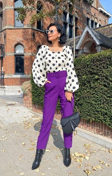 Purple pants Dark Purple Pants Outfit Work, Dark Purple Leather Pants, Purple Pants Work Outfit, Dark Purple Pants Outfit, Long Sleeve Sweater Outfit, Ankle Pants Outfit, Purple Pants Outfit, Purple Trousers, Outfits Purple