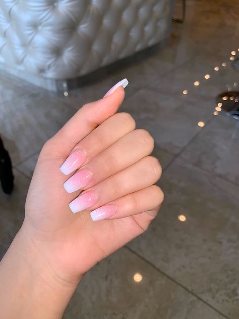 Clear Pink And White Ombre Nails, Pink Fading Into White Nails, Pink White Gradient Nails, Pink Ambra Acrylic Nails, Ombré Color Nails, Nails Ombre Pink And White, White To Pink Ombre Nails, Pink Ombre Nails Square, Ombre Coffin Nail Ideas