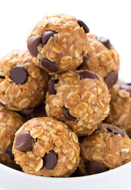 No Bake Energy Bites | Cooking Classy No Bake Energy, Energy Balls Healthy, Healthy Bedtime Snacks, No Bake Energy Bites, Energy Snacks, Cooking Classy, Diet Vegetarian, Energy Bites, Protein Snacks