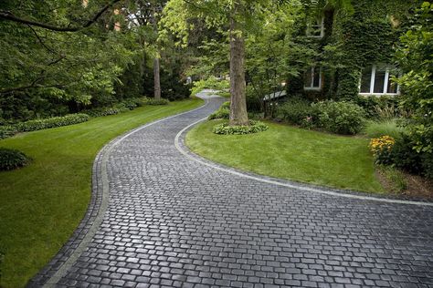 Luxury Driveway, Grass Driveway, Driveway Entrance Landscaping, Cobblestone Driveway, Stone Driveway, Driveway Entrance, Driveway Design, Driveway Landscaping, Paver Driveway