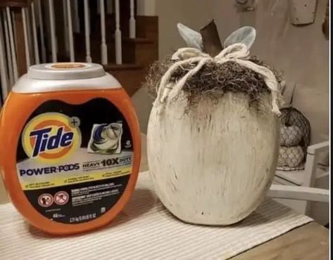 35+ Creative Laundry Pod Container Crafts for Halloween, Christmas and More - HubPages Tide Pod Container Pumpkins, Gain Pods Container Crafts, Laundry Pods Container Ideas, Tide Pods Container Crafts, Pumpkin Bucket Crafts, Pod Container Crafts, Reuse Plastic Containers, Tide Pods Container, Plastic Pumpkins Bucket