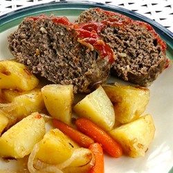 Clay Pot Meatloaf and Potatoes - Allrecipes.com Meatloaf And Potatoes, Clay Pot Cooking Recipes, Gold Potato Recipes, Beef Entrees, Mini Meatloaf, Scalloped Potatoes And Ham, Beachbody Recipes, Gold Potatoes, Skillet Dishes