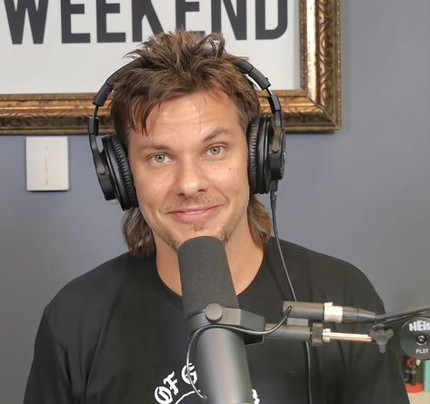 Theo Von on his podcast This Past Weekend Theo Von Aesthetic, Theo Von, White Boys, Pretty Men, Podcast, Collage, Pins, Quick Saves, White