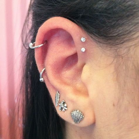 Front Helix Piercing, Double Forward Helix Piercing, Anti Helix, Anti Helix Piercing, Forward Helix Piercing, Helix Ear, Cool Ear Piercings, Pretty Ear Piercings, Cartilage Piercings