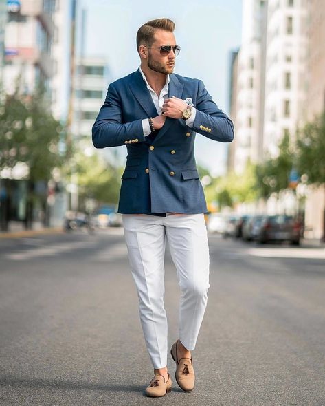 Blue double breasted blazer with white trousers. The outfit is really meant for warm weather but the blazer can be used with brown pants for the fall and different shoes. Hoco Outfits For Guys, Double Breasted Suit Men, Party Mode, Mens Fashion Smart, White Trousers, Wedding Suits Men, Mens Fashion Suits, Gentleman Style, Double Breasted Blazer