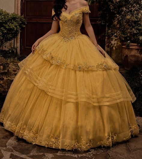 Yellow Dress Sweet 16, Yellow Queen Dress, Yellow Ballgown Aesthetic, Hufflepuff Ball Gown, Yellow Gown Aesthetic, Yellow Quince Dress, Ball Dress Aesthetic, Ballgown Aesthetic, Quinceanera Dresses Yellow