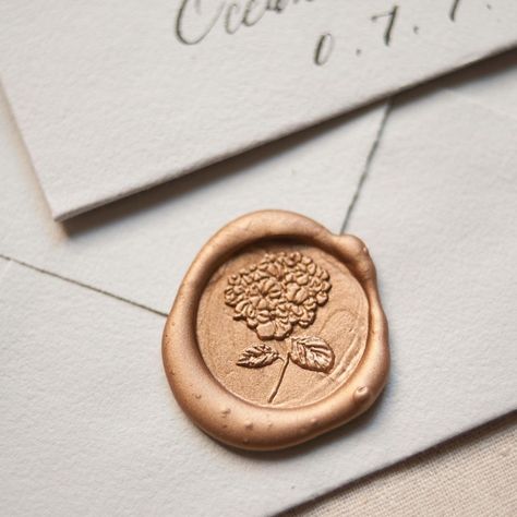 Stamptitude | Hydrangea Wax Seal #wedding #details Pretty Lettering, Brown Wedding Invitations, Wax Stamps, Note Ideas, Diy Wedding Stationery, Elegant Wedding Stationery, Modern Wedding Stationery, Wax Sealing, Artist Loft