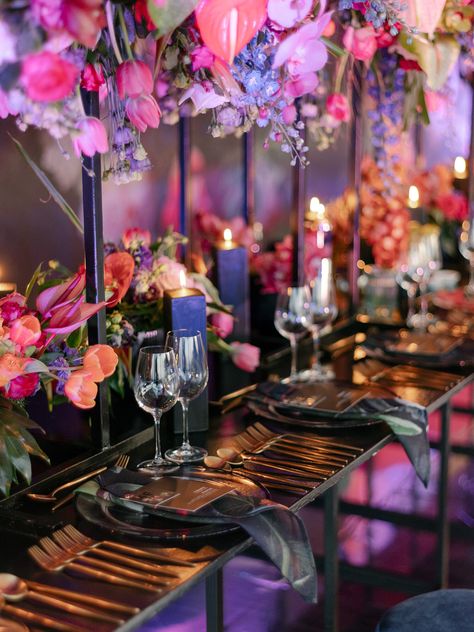 Ultraviolet Aesthetic, Tropical Wedding Table, Flower Workshop, Diner Party, Wedding Table Setting, Aesthetic Wedding, Jewel Tone Wedding, Quinceanera Themes, Flower School