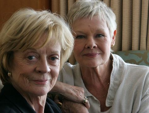 Maggie Smith, left, and Judi Dench promote their film "Ladies in Lavender" in New York on April 21, 2005. Miriam Margolyes, Judy Dench, Minerva Mcgonagall, Period Films, Richard Harris, Wild Outfits, Maggie Smith, Judi Dench, Tilda Swinton