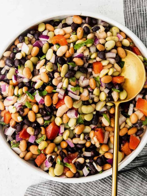 Asian Bean Salad, Simple Bean Salad, Best Bean Salad, Easy Bean Salad, Three Bean Salad Recipe, Bean Salad Dressing, Bean Salad Healthy, Salad Board, 3 Bean Salad