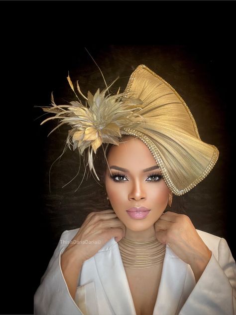 Stylish Womens Hats, Classy Hats, Dressy Hats, Couture Hats, Morning Gif, Elegant Hats, Gold Feathers, Church Hats, Fascinator Hats