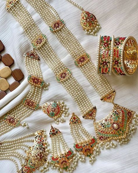 Dulhan Set Jewelry, Dulhan Set Jewelry Bridal, Hyderabadi Bridal Jewellery, Dulhan Set Jewelry Bridal New, Mehndi Designs 2023 Latest, Luxury Bollywood Jewelry Sets Hand Set, Hyderabadi Jewelry Rangposh, Dulhan Set, Bridal Jewellery Pakistani