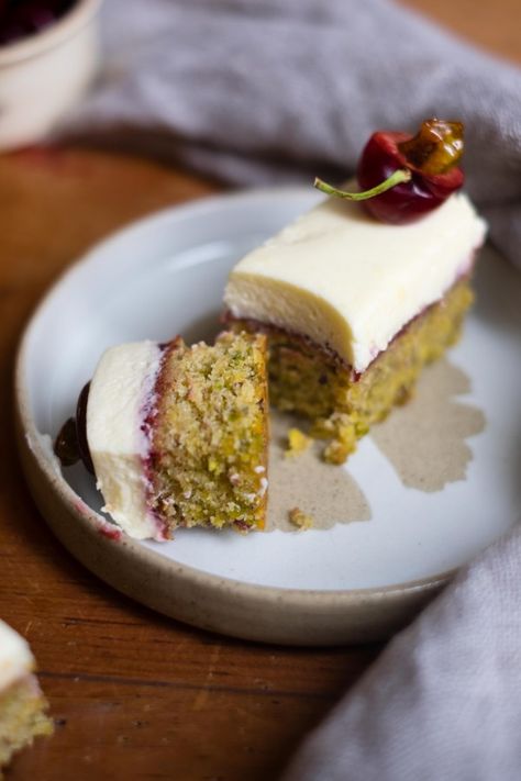 Cherry Pistachio Cake Loaf, Cherry Cakes, Girls Picnic, Baking Organization, Cherry Pistachio, Bakery Aesthetic, Pistachio Dessert, Picnic Planning, Cafe Inspiration