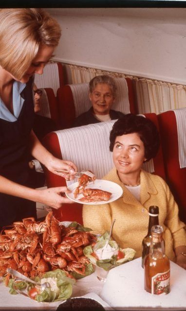 The Golden Age of Flying – When Air Travel was a Party In-flight Meal, Airplane Food, Plane Food, Airline Food, Vintage Airlines, Vintage Air, The Golden Age, Air Travel, Flight Attendant