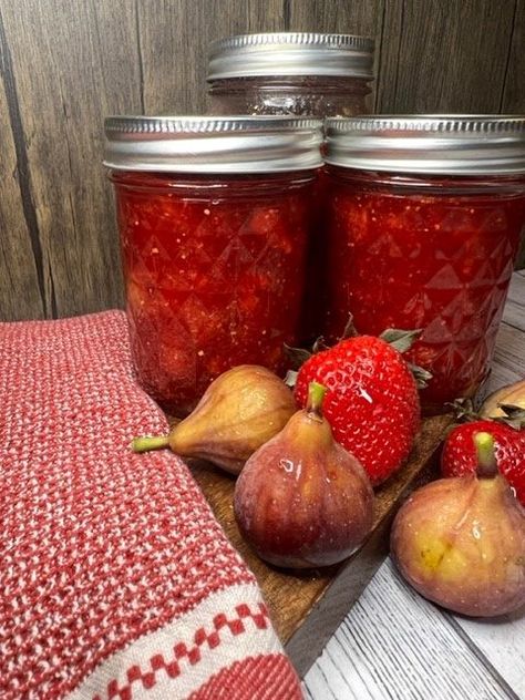 Strawberry Fig Preserves – Edible Outdoors Cook Strawberry Jam With Pectin, Fig Recipes Dessert, Strawberry Fig Preserves, Fig Jelly, Fig Preserves Recipe, Fig Preserves, Fig Jam Recipe, Strawberry Jam Recipe, Homemade Jelly