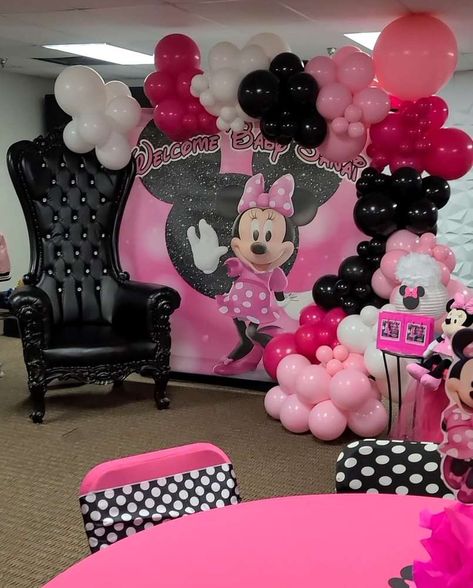 Girls Barbie Birthday Party, Baby Shower Minnie Mouse, Minnie Baby Shower, Minnie Mouse Birthday Party Decorations, Girl Shower Themes, Baby Shower Party Themes, Minnie Mouse Baby, Minnie Mouse Baby Shower, Minnie Mouse Theme