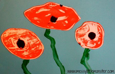 Messy Little Monster: Simple Poppy Craft for Remembrance Day Poppy Crafts For Kids, Poppy Crafts, Poppy Craft For Kids, Veterans Day Coloring Page, Remembrance Day Activities, Color Art Lessons, Poppy Craft, Snowflakes Art, Starry Night Art