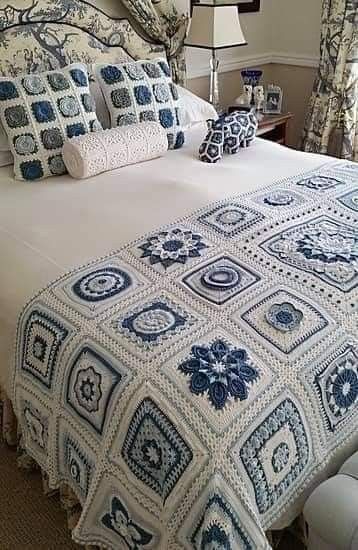 Crochet Bedsheets, Crochet Blanket Pattern Easy, Crochet Bedspread Pattern, Easy Crochet Blanket, Mode Crochet, Crochet Blanket Designs, Crochet Bedspread, Crochet Blocks, Manta Crochet