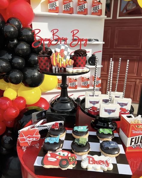 Cars Baby Shower Theme Disney, Cars Baby Shower Theme, Car Themes, Cars Movie, Baby Shower Theme, Disney Cars, Baby Shower Cakes, Baby Shower Themes, Baby Car