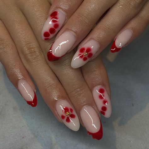 🍷🍒💄 • • polygel from @beetlesgelpolish • • #nailsnailsnails #nails #boltonnailtech #caledon #seashellnails #nailart #naildesign #summernails #bramptonnailtech #caledonnailtech #nailsoftheday #polygelnails #gtanailtech #polygel #polygelnailtech Seashell Nails, Polygel Nails, Nails Inspo, Nail Tech, Nail Inspo, Summer Nails, Nail Designs, Nail Art, Nails