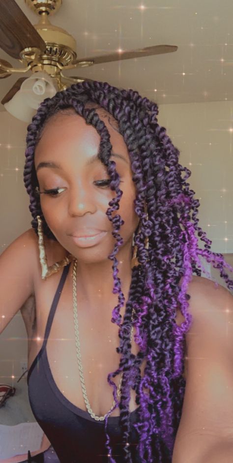 Black And Purple Passion Twist, Purple Twists Black Women, Purple Passion Twists, Passion Twist On Natural Hair, Purple Twists, Twist On Natural Hair, Black Purple Ombre, Ombre Twist, Braids Styling