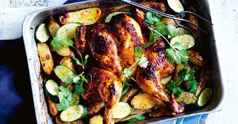 5 ingredients is all you need to make this deliciously easy peri-peri chicken, zucchini and potato tray bake. Peri Peri Chicken Recipe, Chicken Tray Bake, Roast Chicken Recipe, Peri Chicken, Peri Peri Chicken, Tray Bake, Peri Peri, Roast Chicken Recipes, Roast Dinner