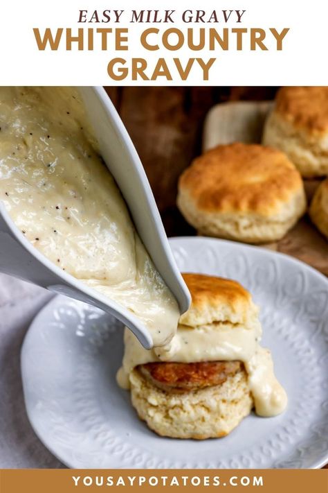 Pouring white country gravy onto biscuits. White Country Gravy, Home Made Gravy, Easy Biscuits And Gravy, Country Gravy Recipe, Breakfast Gravy, Homemade Gravy Recipe, Easy Gravy Recipe, Milk Gravy, Country Breakfast