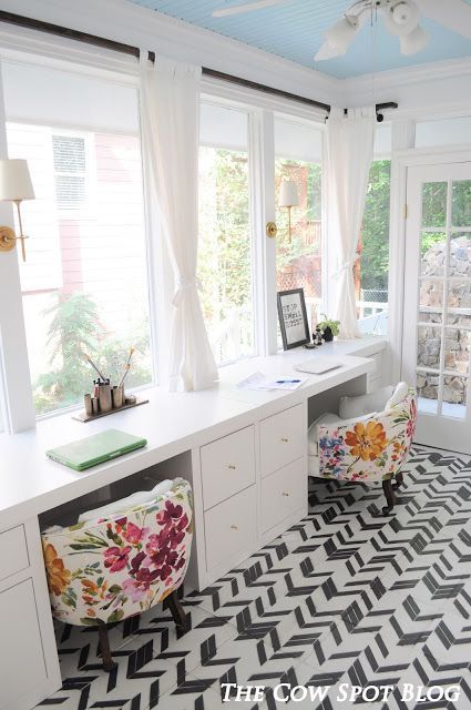 Home Office Sunroom Office, Office Crafts, Craft Room Office, Home Office Space, Study Office, A Desk, Office Inspiration, Home Office Design, Design Case