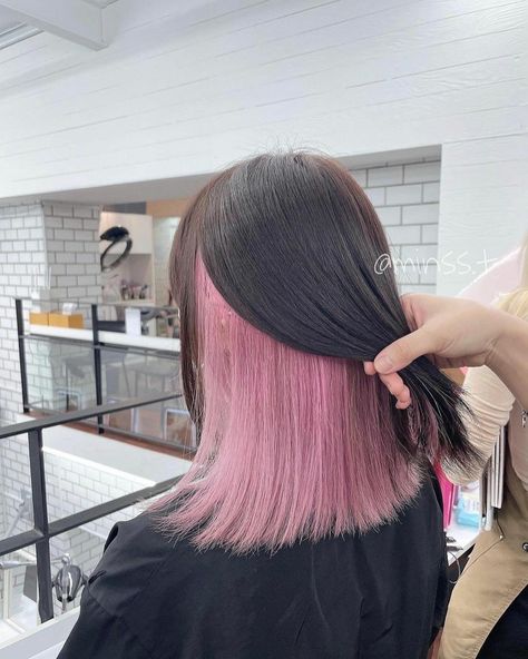 Pink Under Hair Dye, Underdye Hair Pink, Pink Hidden Hair Color, Hidden Hair Dye, Hair Color Hidden, Pink Under Hair, Pink Underlights, Under Hair Dye, Boliage Hair