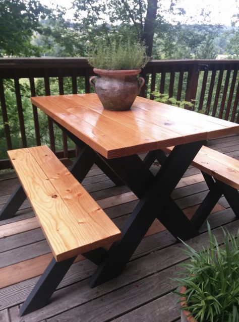 Classic Picnic Table w/ Black Legs: Remodelista Painted Picnic Tables, Picnic Table Makeover, Diy Picnic Table, Table Picnic, Diy Dining Table, Picnic Bench, Picnic Tables, Table Makeover, Outdoor Wood