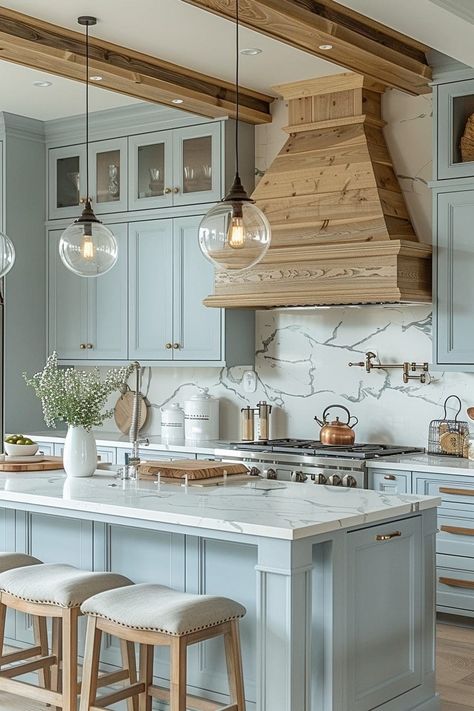 Button Snowflakes, Modern Home Trends, Modern Home Garden, Farmhouse Details, Coastal Kitchen Ideas, Amazing Kitchens, Home Garden Ideas, Ceiling Details, Coastal Kitchen Design