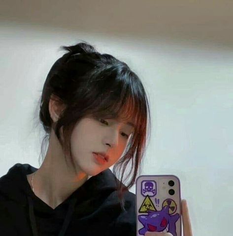 Hair Cut Guide, Korean Hairstyles, Trendy Shades, Diy Haircut, Tumblr Hair, Bangs With Medium Hair, Hairstyles For Layered Hair, Hair Tips Video, Trendy Hairstyle