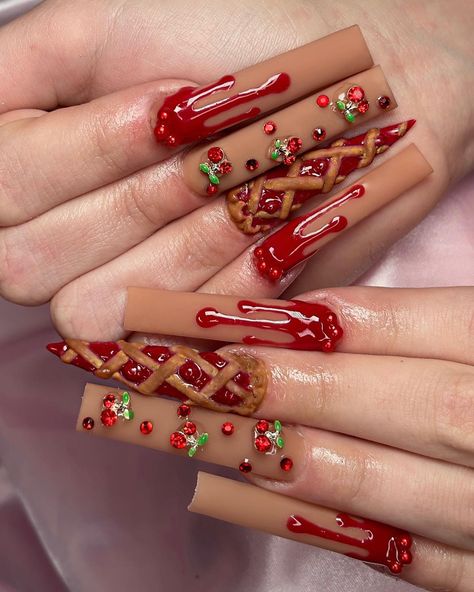 Christmas Nail Art Tutorial, Pie Nails, Nail Art 2023, Food Nails, Crazy Nail Art, New Years Eve Nails, Nude Nail, Holiday Nail Designs, Nude Nail Designs