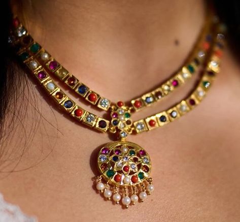 Navratna Jewellery Necklaces, Navarathna Bangles Gold, Navarathan Jewellers, Kanti Necklace Designs, Navaratna Necklace, Navratna Jewellery, Navratna Necklace, Navaratna Jewellery, Indian Gold Necklace Designs