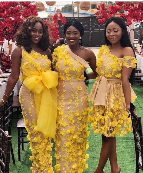 facf9f743b083008a894eee7baa16469desc43075931ri African Wedding Attire, African Lace Styles, Lace Gown Styles, Afrikaanse Mode, Lace Dress Styles, African Lace Dresses, Asoebi Styles, Lace Styles, African Print Dresses