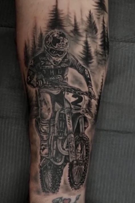 Moto Tattoo, Motocross Tattoo, Dirt Bike Tattoo, Bike Tattoo, Tattoo Perna, Harley Tattoos, Kids Tattoo, Bike Tattoos, Explore Tattoo