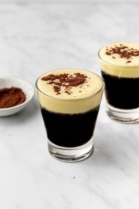 Whipped Eggs, Drink Garnishes, Thai Iced Coffee, Vietnamese Style, French Roast Coffee, Vietnamese Iced Coffee, Mexican Coffee, Milk Dessert, How To Make Ice Coffee