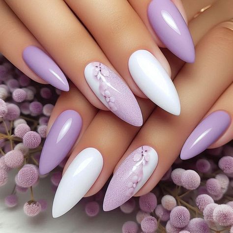 Uñas Cute, Lilac Nails Design, Simple Nail Ideas, Stylish Manicure, Daisy Acrylic Nails, Nail Polish Art Designs, Elegant Touch Nails, Quinceanera Nails, Lilac Nails