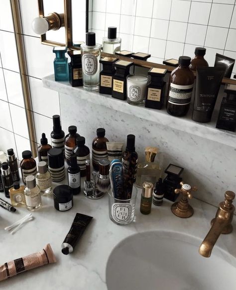 Clean Lifestyle, Bathroom Aesthetic, August 26, New Energy, Perfume Collection, Bathroom Interior Design, Bathroom Interior, My Dream Home, Bathroom Sink