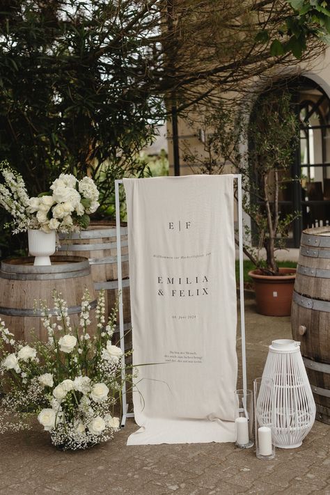 The highlight of every wedding made of linen fabric in the color "ecru". This individual banner not only serves as an entrance or welcome sign, but also as a popular photo motif. After the celebration, you can hang it in your home as a souvenir or home decoration. - Custom text on linen in the highest quality with 230.00 g/m² - personalize your banner with name, date, initials and optional quote - for hanging on a rod or stand, a rod pocket is sewn into the fabric - the edges are not finished to Ikea Mulig Wedding Sign, Wedding Linen Sign, Wedding Welcome Sign Linen, Wedding Fabric Sign, Fabric Welcome Sign Wedding, Linen Sign Wedding, Linen Wedding Welcome Sign, Linen Wedding Signage, Linen Welcome Sign Wedding