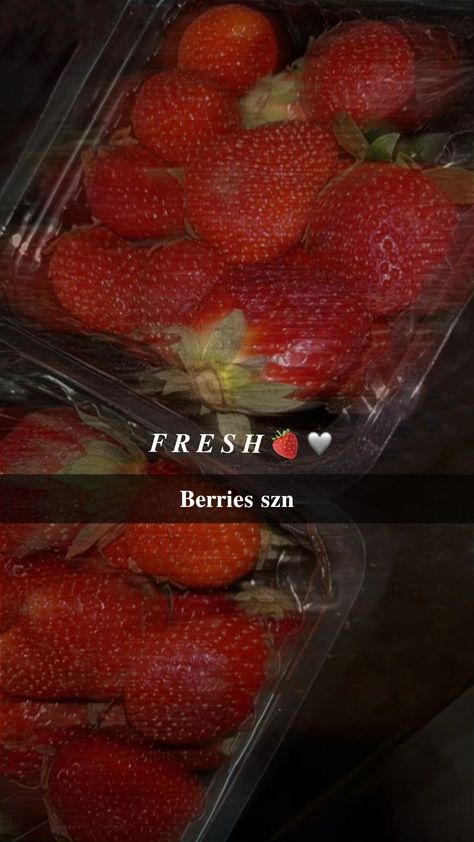 #strawberries Strawberry Snap, Snapstreak Ideas, 480x800 Wallpaper, Girl Shadow, Snap Streak, Fresh Berries, Strawberries, Snapchat, Snacks