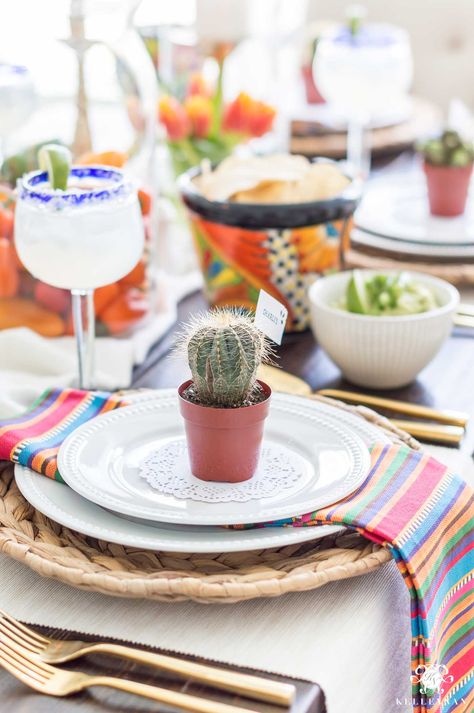 Colorful Table Decorations for Mexican Fiesta Party #mexicanfiesta #partyideas #fiestaideas #cincodemayo Mexican Friendsgiving, Fiesta Tablescape, Mexican Table Setting, Fresh Jalapeno, Authentic Guacamole Recipe, Authentic Guacamole, Mexican Dinner Party, Mexican Fiesta Decorations, Fiesta Table