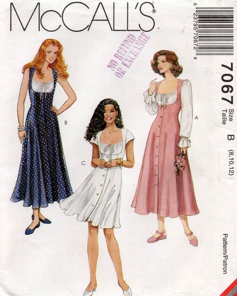 Vintage Clothes Patterns, Buttoned Dress, Bodice Pattern, Seventies Fashion, Buy List, Vintage Dress Patterns, Christian Girl, Bodice Dress, Mccalls Sewing Patterns