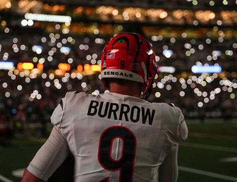 Joe Burrow Aesthetic, Joe Burrow Wallpaper, Joe Burrow Cute, Nfl Bengals, Joe Shiesty, Nfl Quarterback, Joe Borrow, Smokin Joes, Football Pics