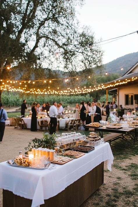 15 Backyard Wedding Ideas for an Elegant and Memorable Celebration – Elegant Inspo Backyard Wedding Table Layout, Backyard Wedding Tablescape, Joey 30th Birthday, Simple Wedding Table Settings, Backyard Wedding Elegant, Romantic Backyard Wedding, Rock Flower Beds, Wedding Table Layouts, Romantic Backyard