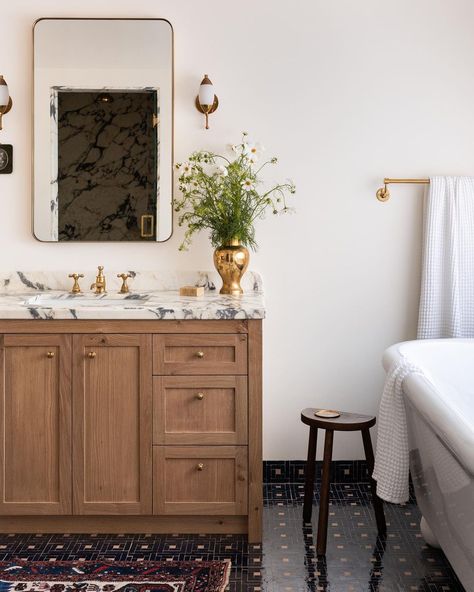 Bathroom Interior Design Small Modern, Small Bathroom Interior Design Modern, Meghan Eisenberg, Navy And Terracotta, Italian Library, Terracotta Mosaic, Bathroom Navy, Library Lights, Tiny Dining Rooms