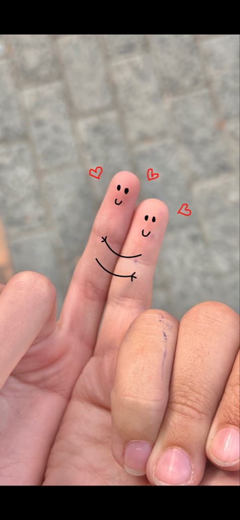 Love Wallpaper Couple Hand, Couple Hand Pic Ideas, Finger Emoji, Handprint Painting, How To Draw Fingers, Hand Wallpaper, Finger Art, Couple Hands, Couple Painting