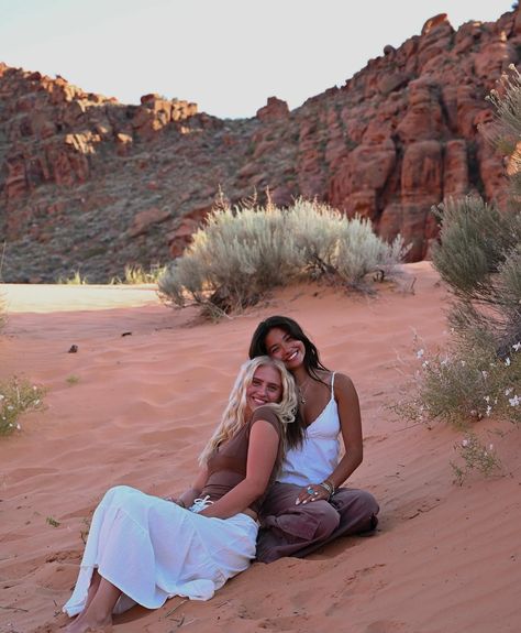 I love Snow Canyon!!!! Utah Outfits, Utah Summer, I Love Snow, Photoshoot Inspo, Gal Pal, Senior Photo, Insta Inspo, Senior Pics, Senior Year