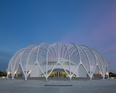 Santiago Calatrava, James Florio Photography · Florida Polytechnic University · Divisare Casino Jackpot, Santiago Calatrava Architecture, Polytechnic University, Facade Architecture Design, Palm City, Pavilion Design, Genius Loci, Parametric Architecture, Santiago Calatrava